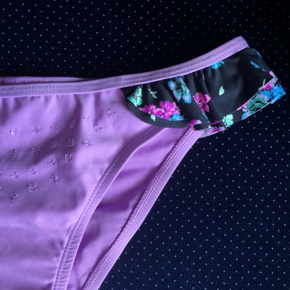 La Vie En Rose Bikini Swim Suit 👙 - Picture 5 of 12